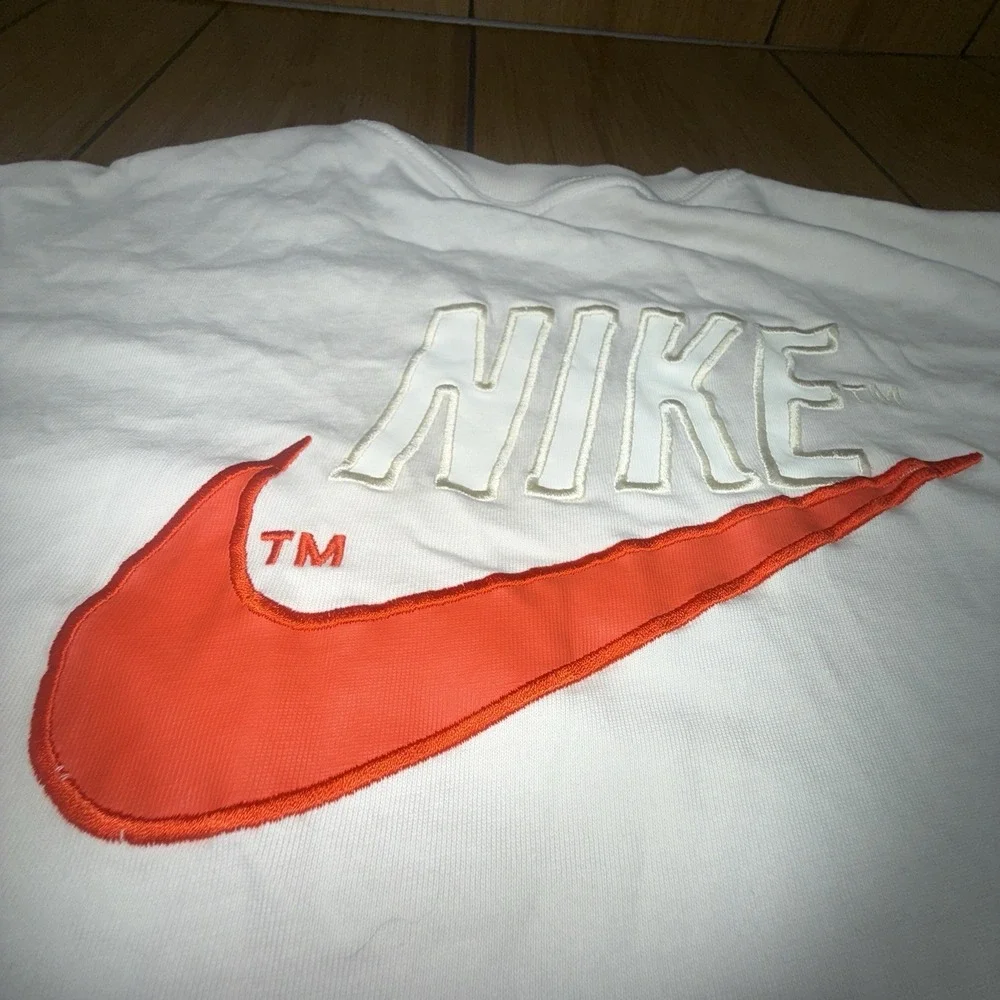 NIKE Trend Max 90 T‎ shirt Chest Pocket Logo Short Sleeve XL Beige